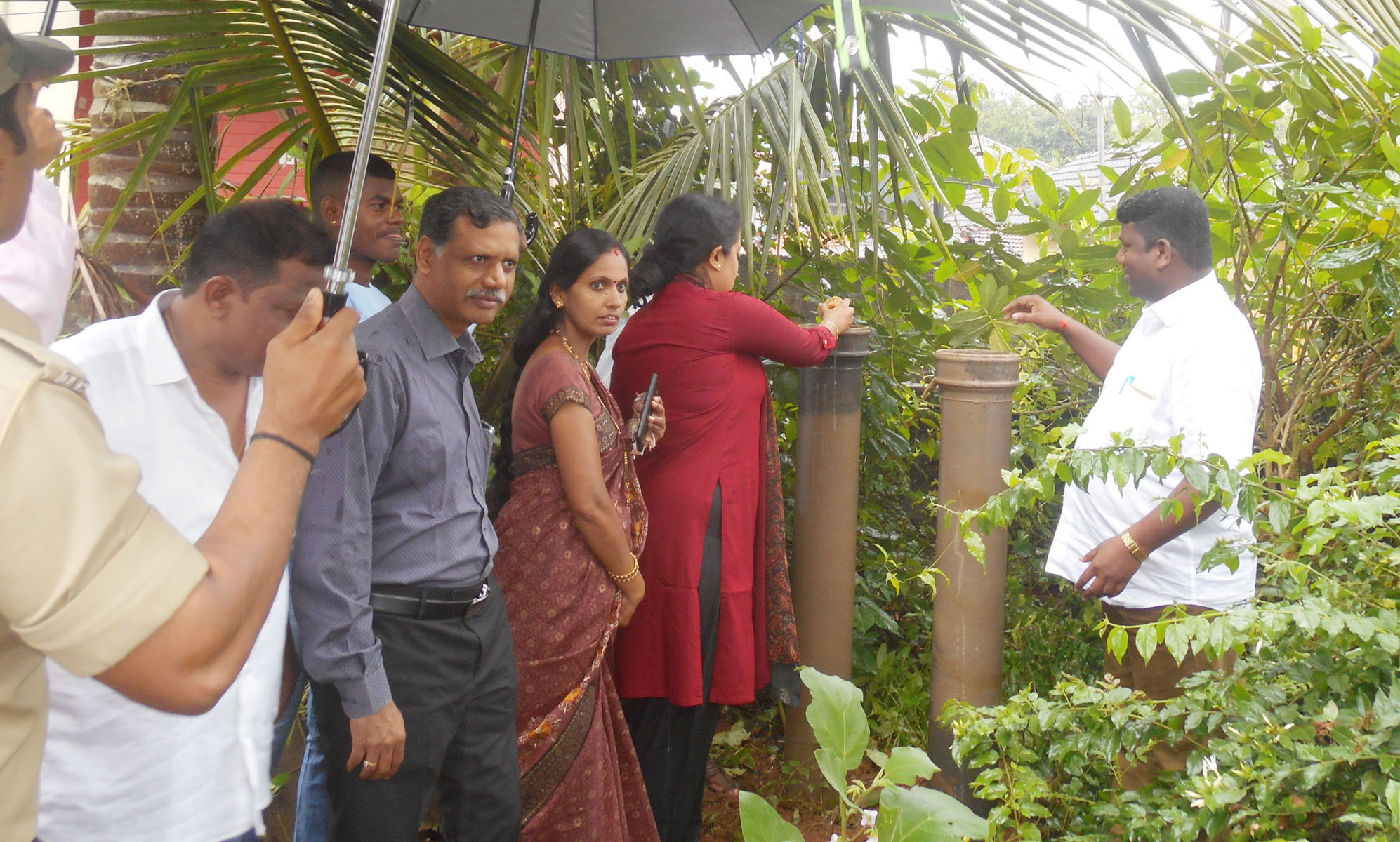 ಕಡೆಕಾರು: ಪೈಪ್ ಕಾಂಪೋಸ್ಟ್ ಉದ್ಘಾಟನೆ